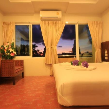 Good Nice 2 Guesthouse Patong ภายนอก รูปภาพ