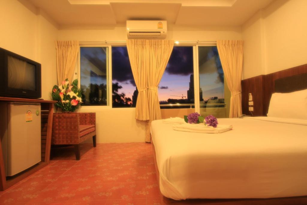 Good Nice 2 Guesthouse Patong ภายนอก รูปภาพ